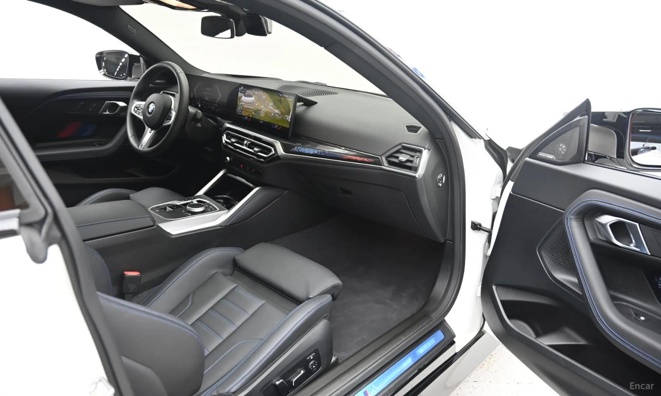 2 Series (G42)