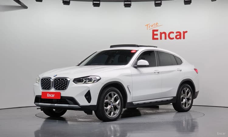 X4 (G02)