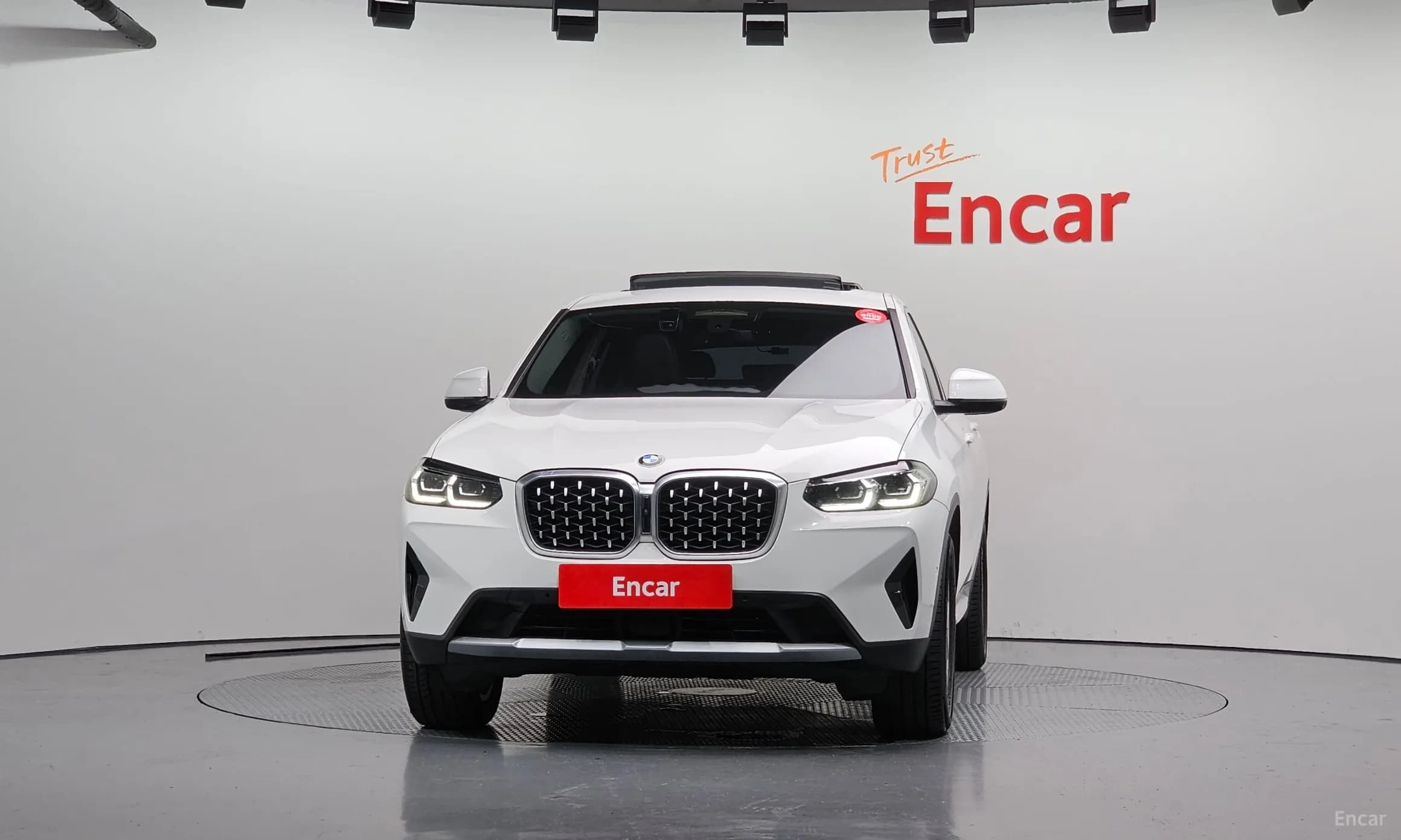 X4 (G02)