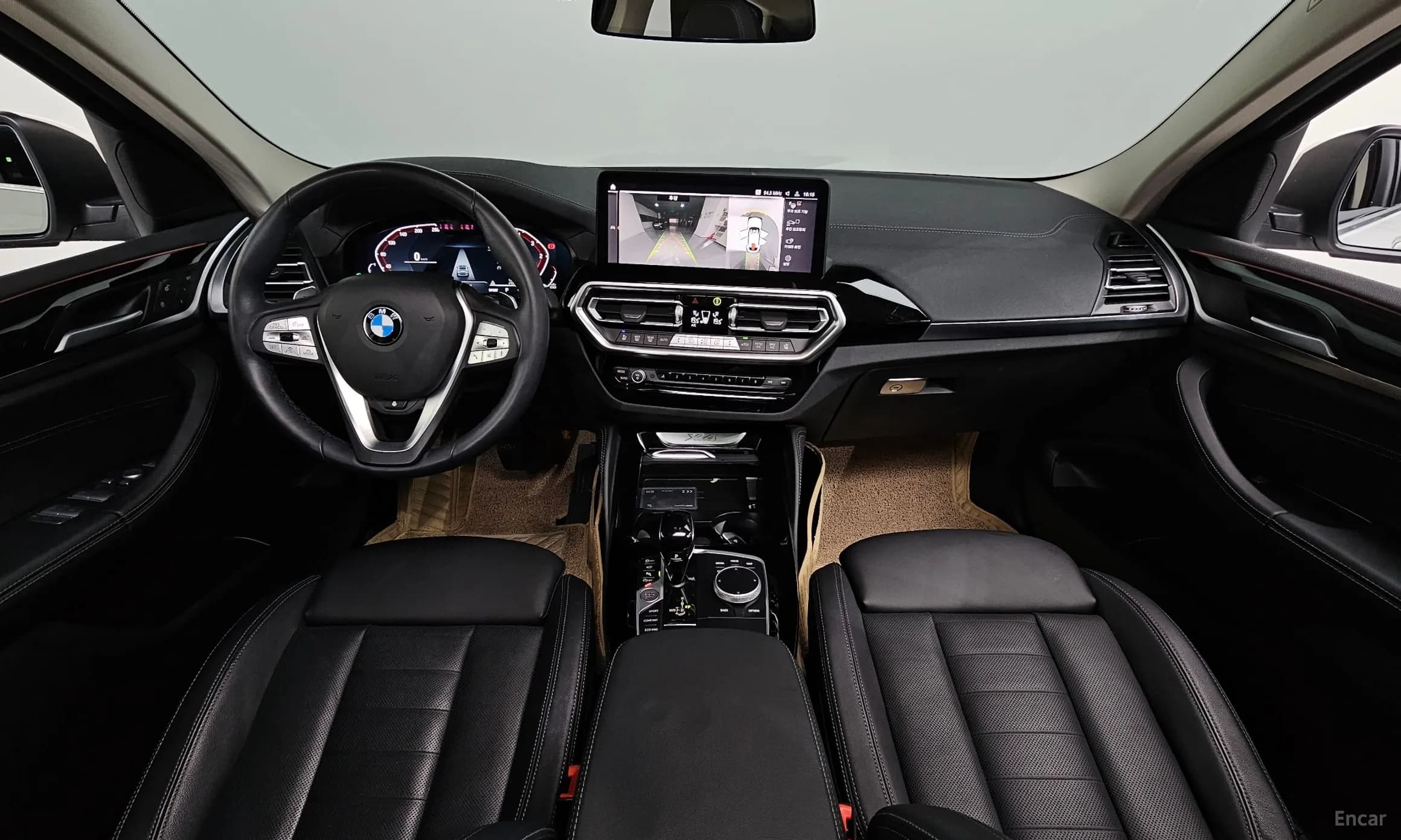 X4 (G02)