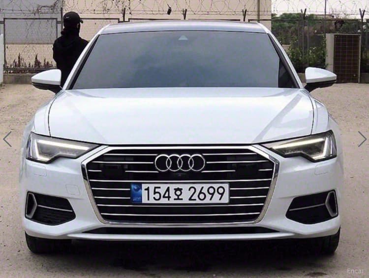 A6 (C8)
