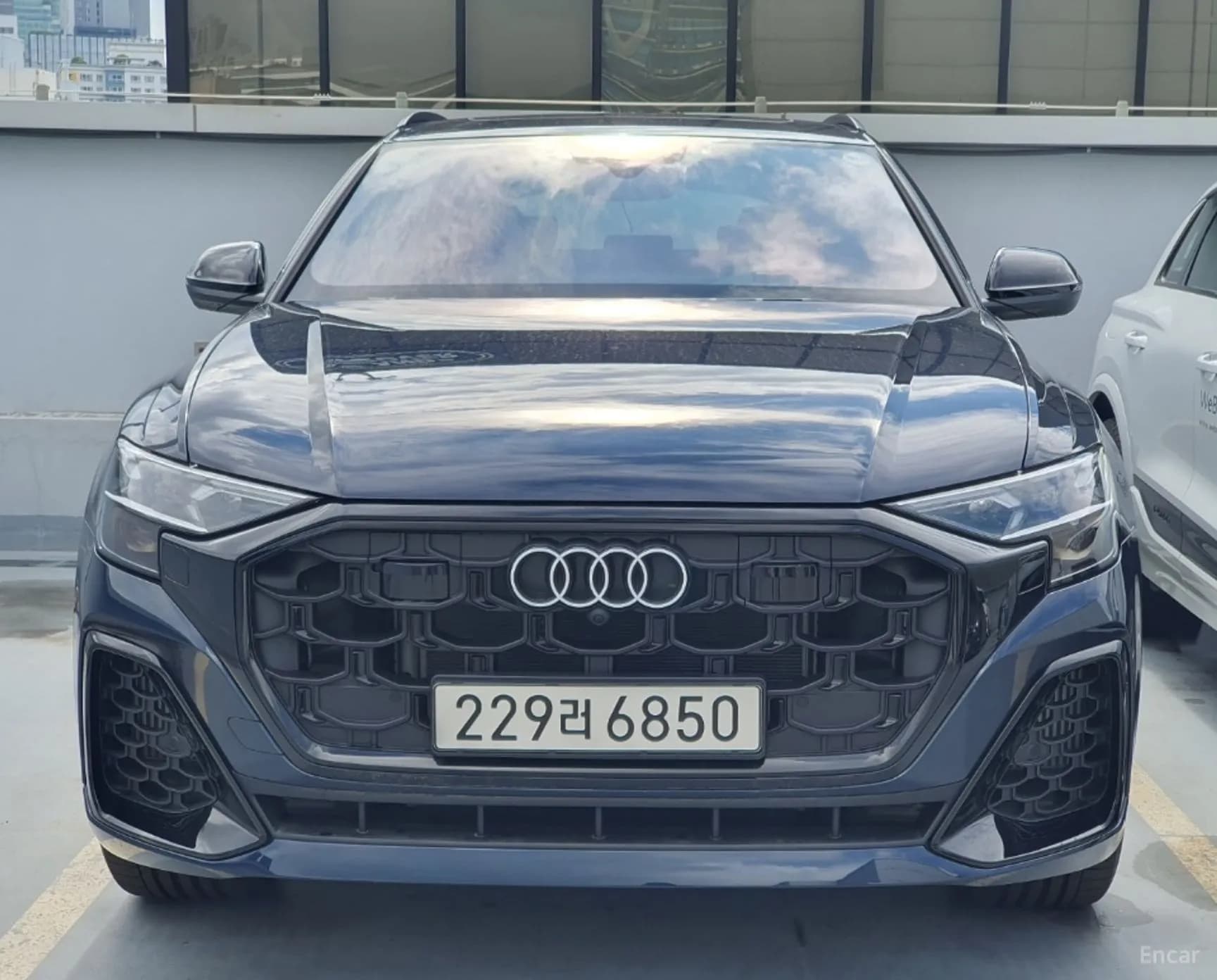 Q8 (4M)