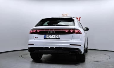 Q8 (4M)