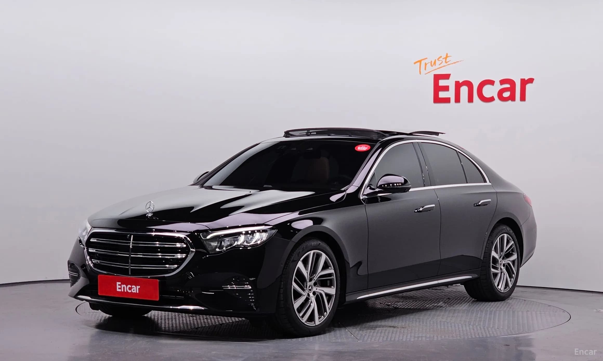 E-Class W214