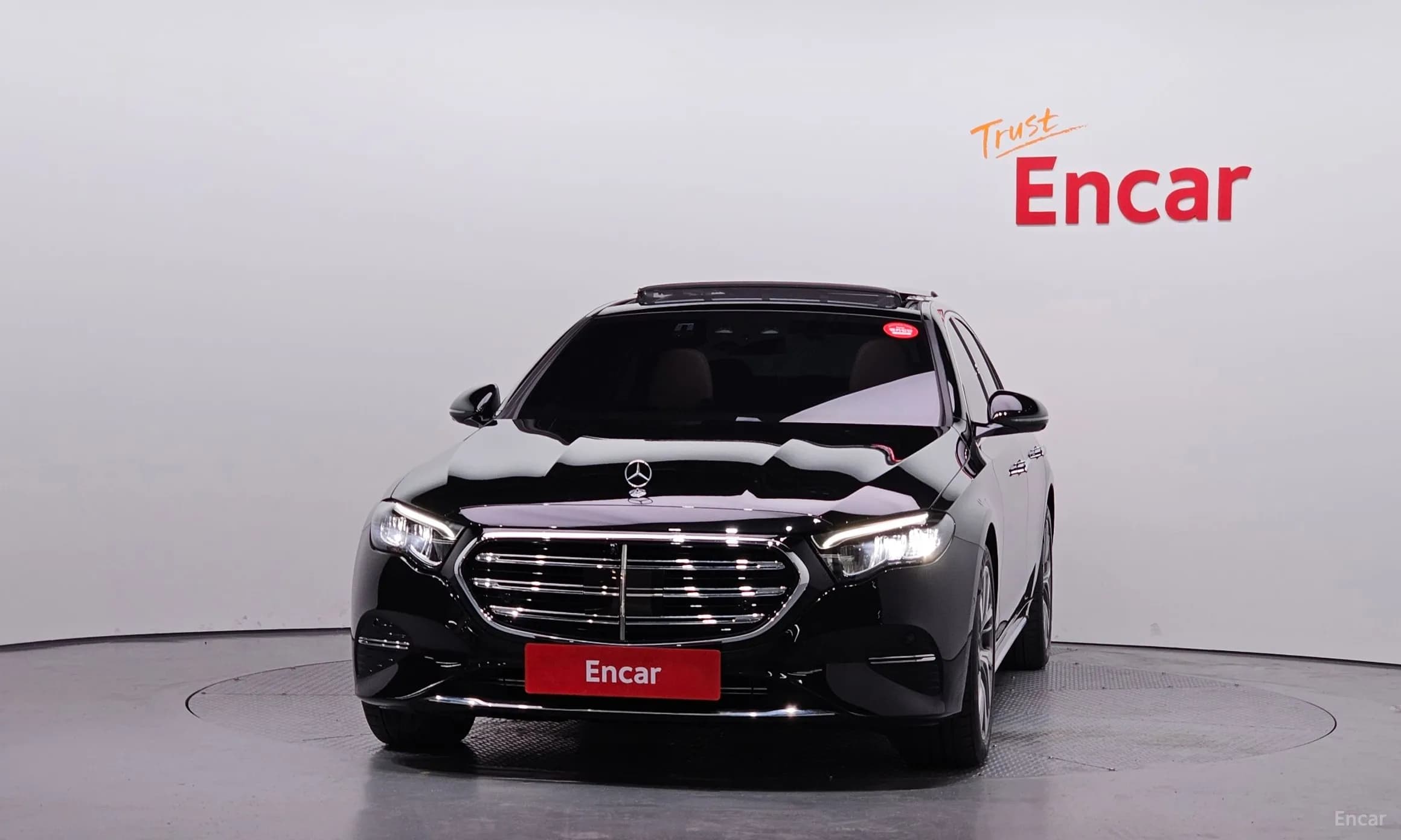 E-Class W214