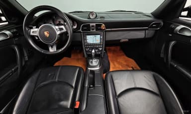 910