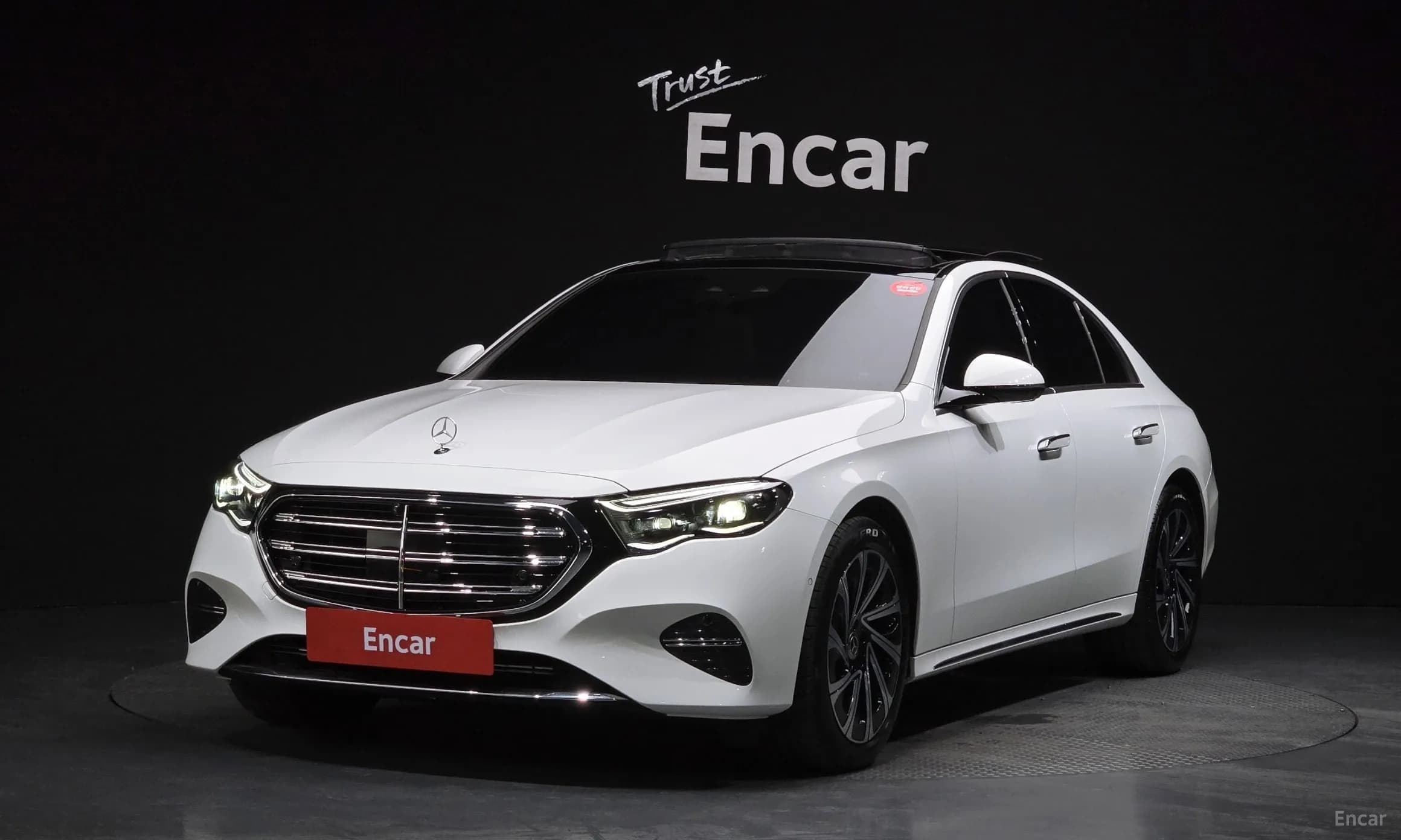 E-Class W214