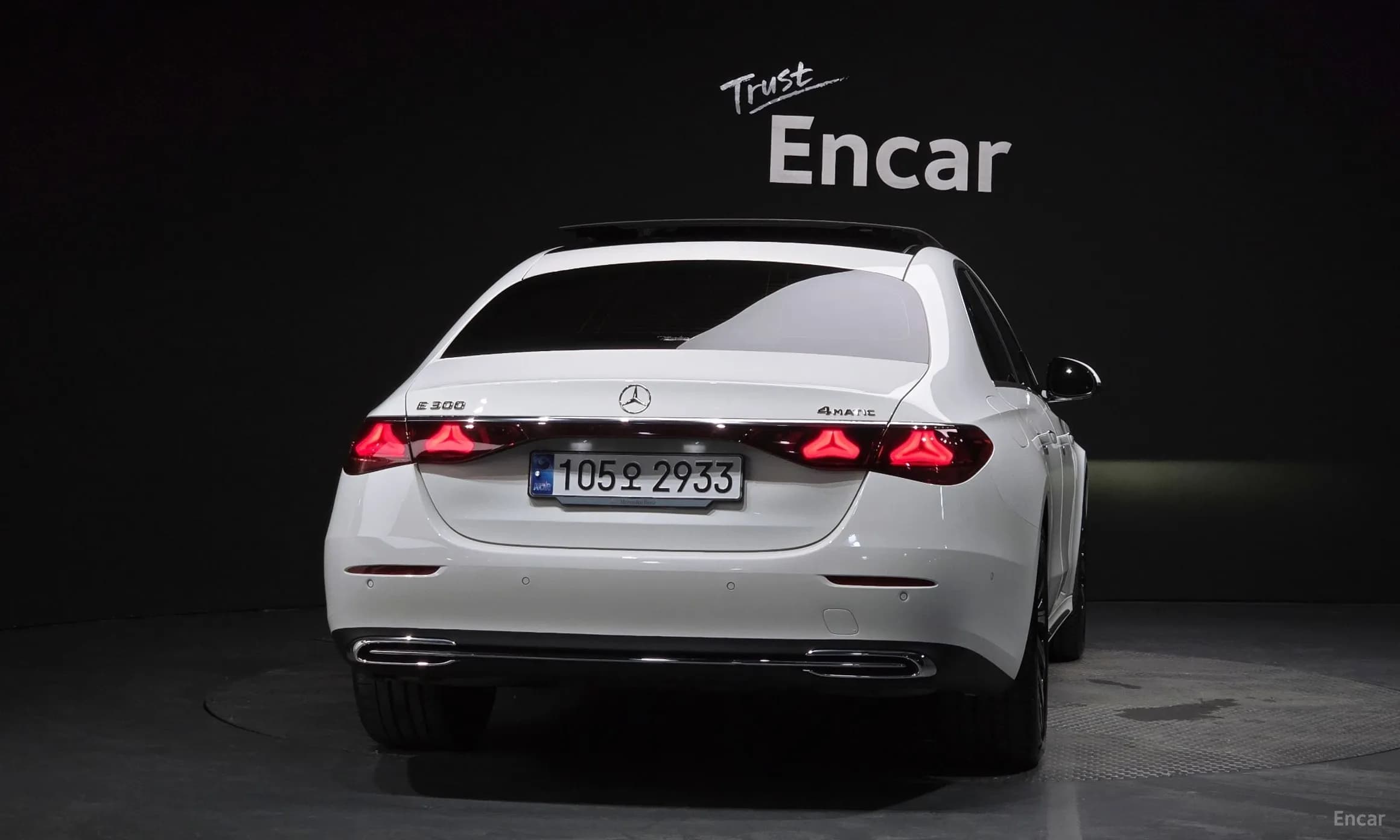 E-Class W214