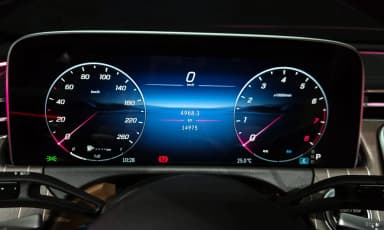E-Class W214