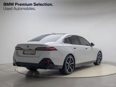 5 Series (G60)