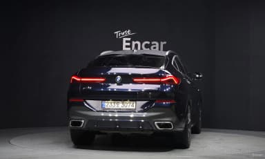 X6 (G06)