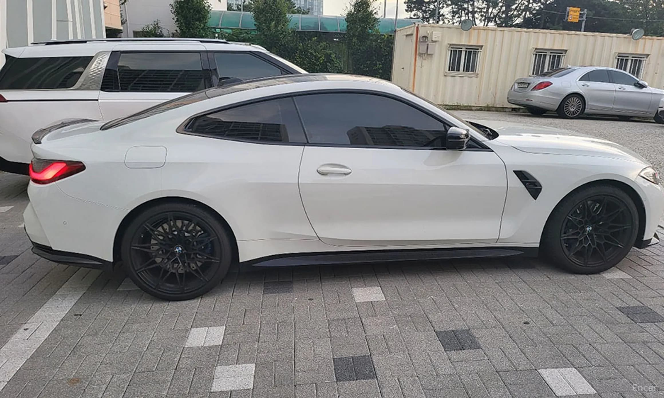 M4 (G82)