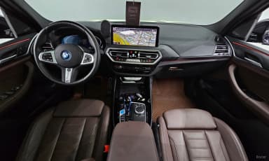 iX3