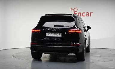 New Cayenne