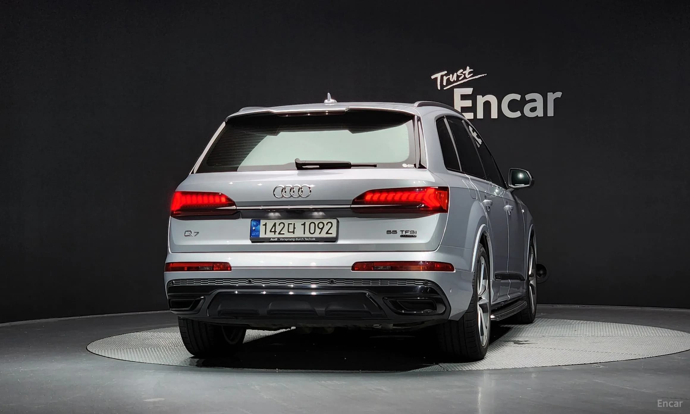 Q7 (4M)