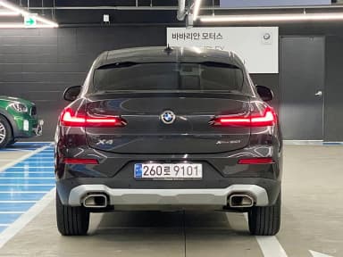 X4 (G02)