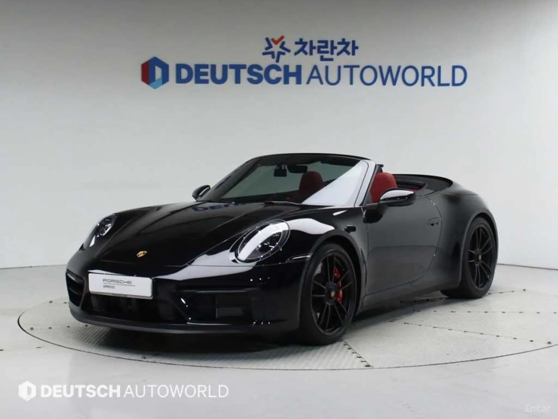 911 (992)
