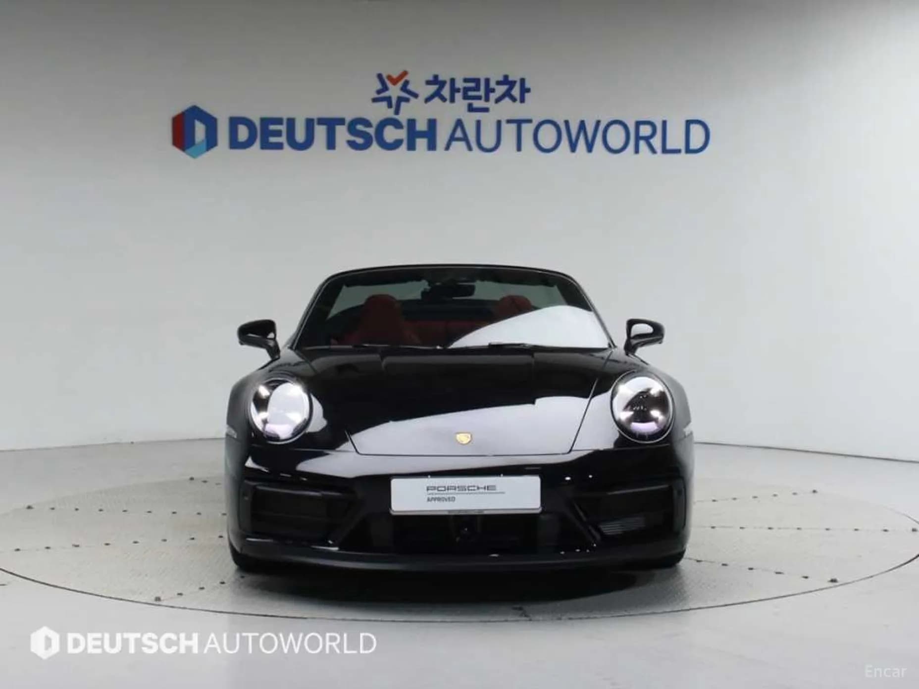911 (992)