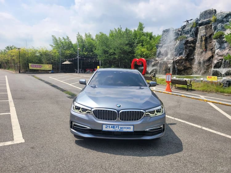 5 Series (G30)