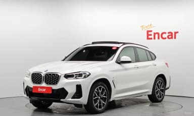 X4 (G02)