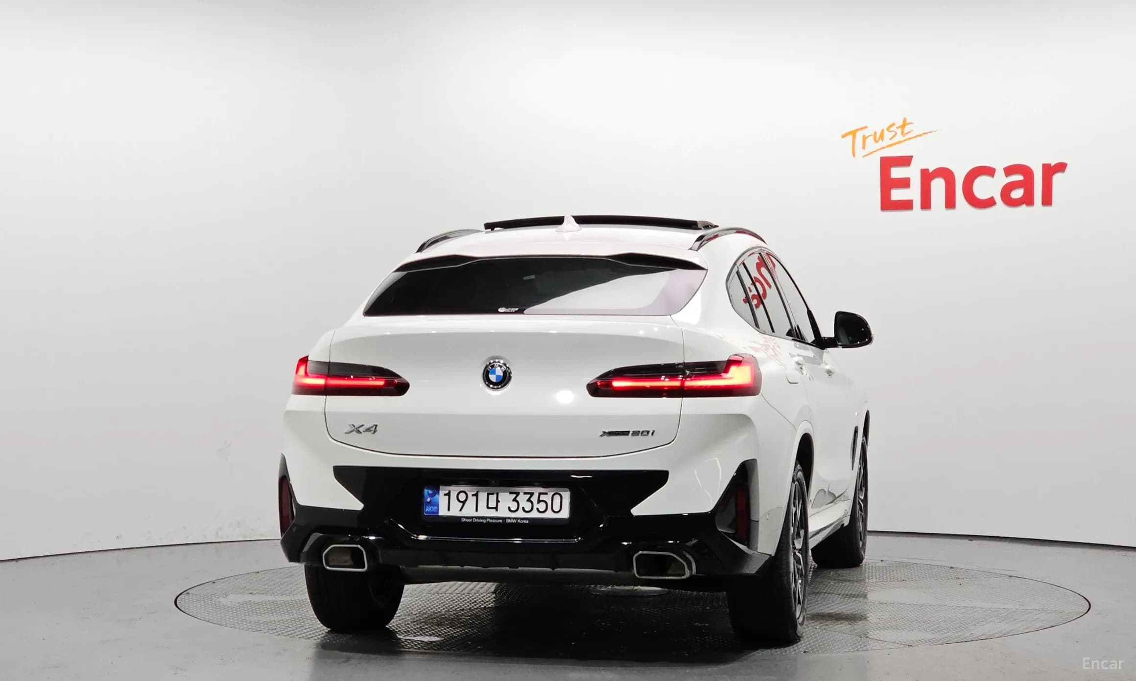 X4 (G02)