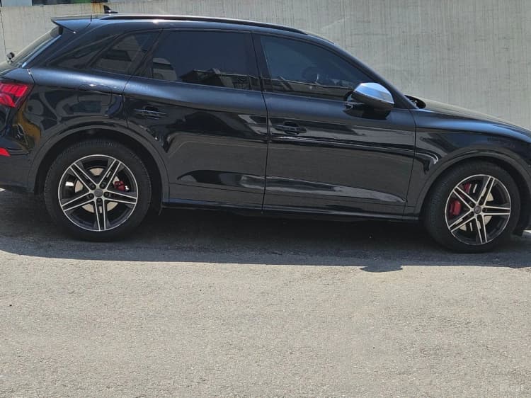 SQ5 (FY)