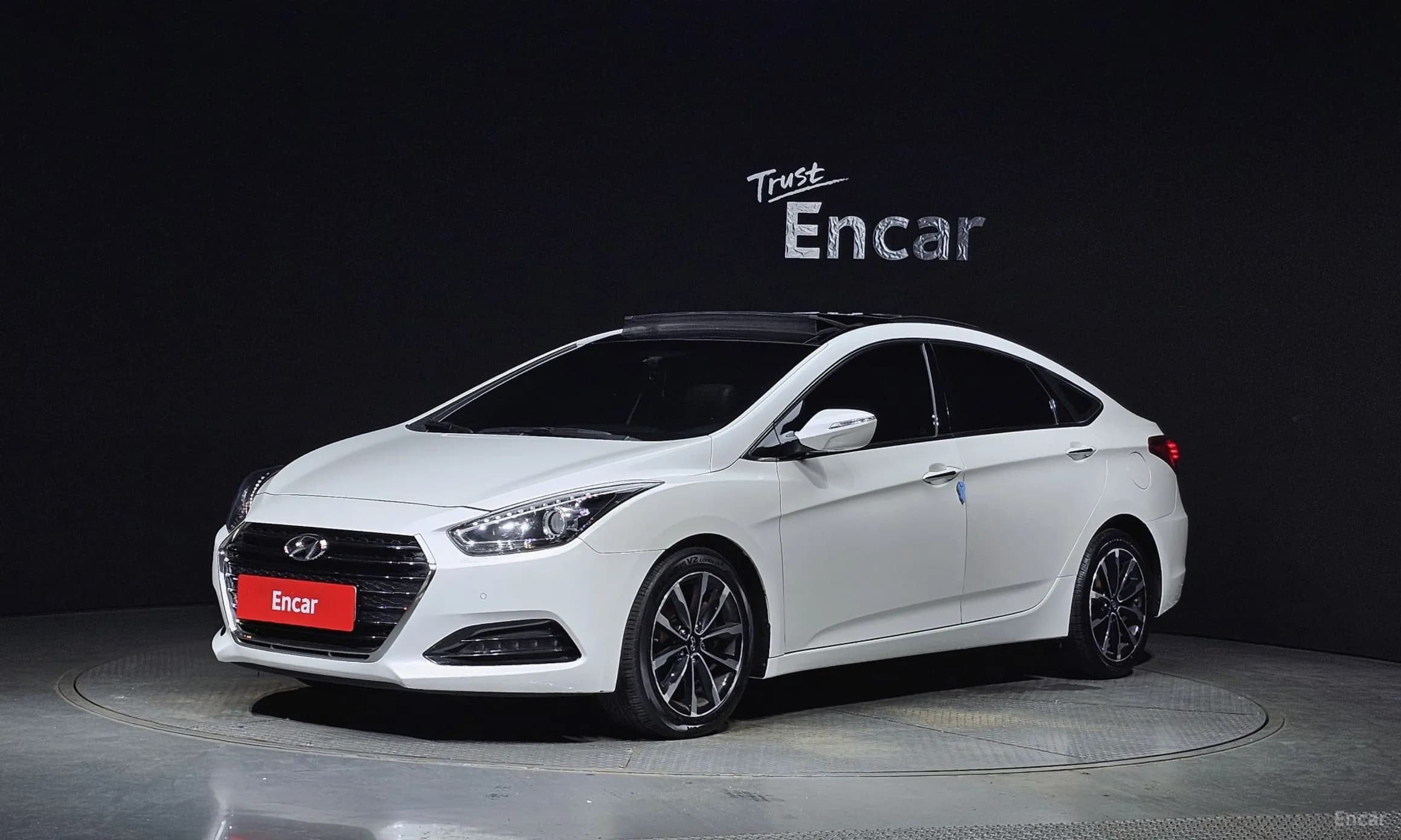 i40 Saloon