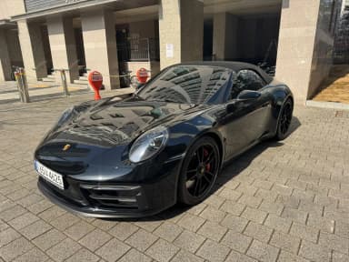 911 (992)