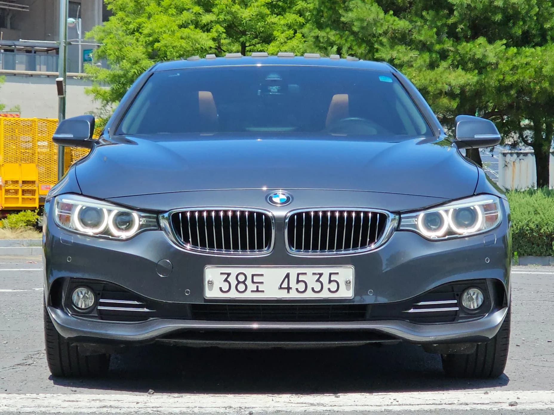 Series 4 (F32)