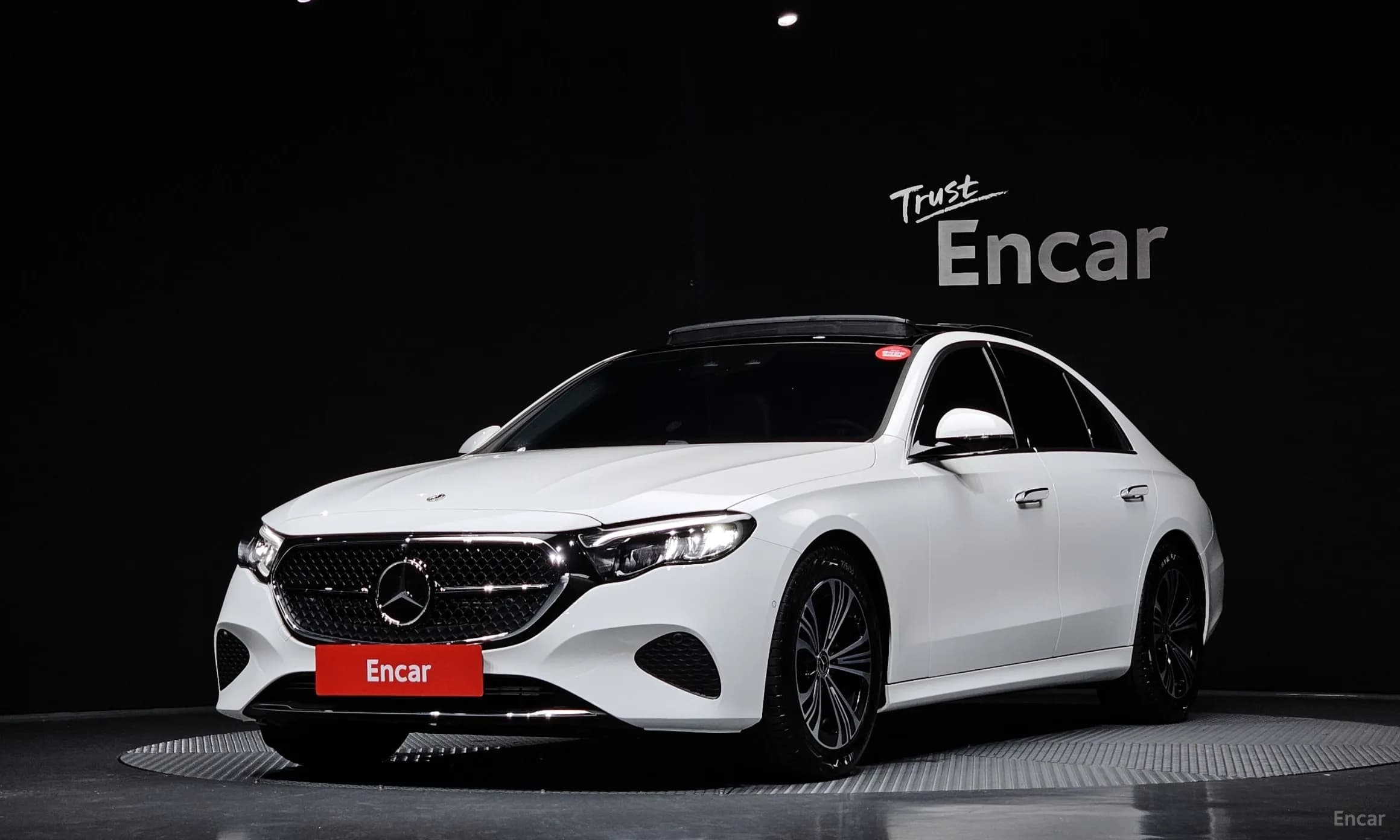 E-Class W214