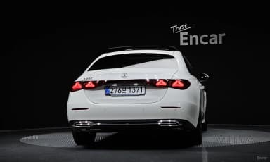 E-Class W214