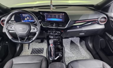 Trax Crossover