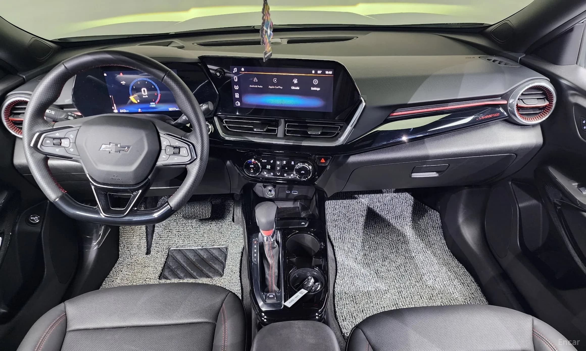 Trax Crossover