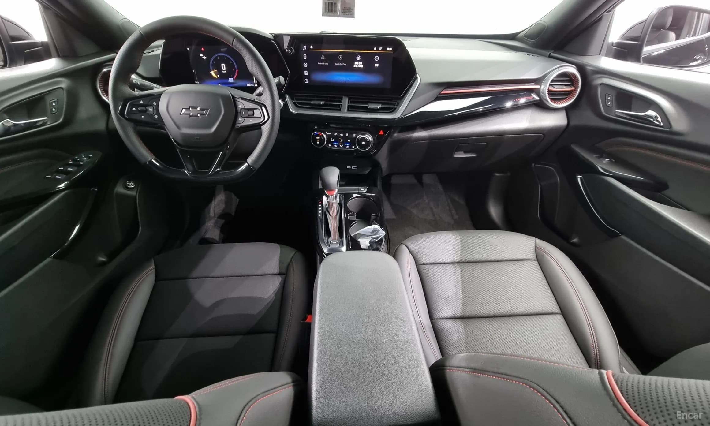 Trax Crossover