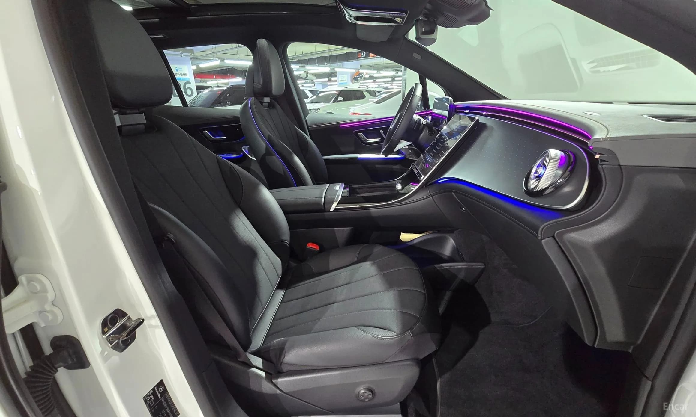 EQE SUV X294