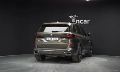 X5 (G05)