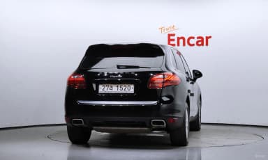 New Cayenne