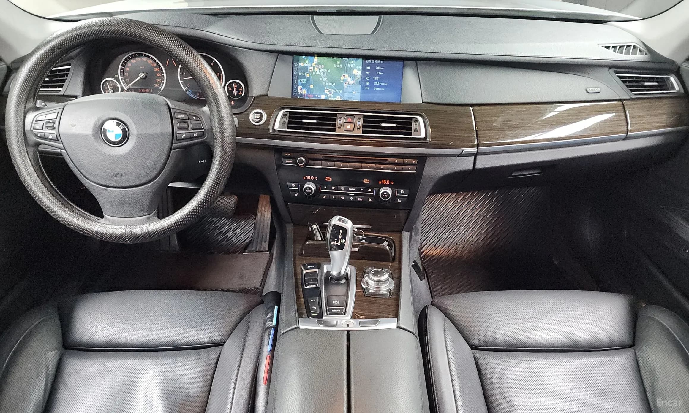 7 Series (F01)