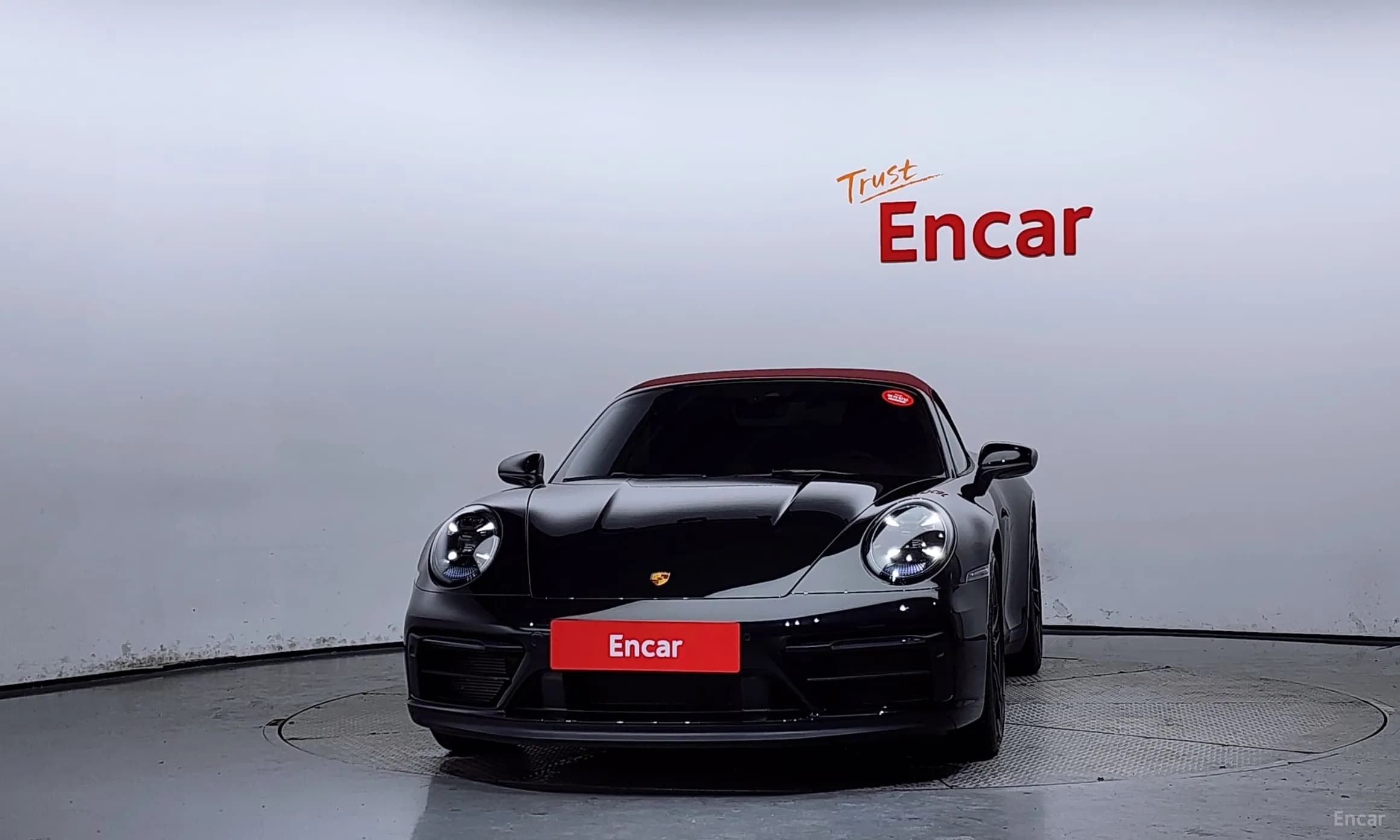 911 (992)