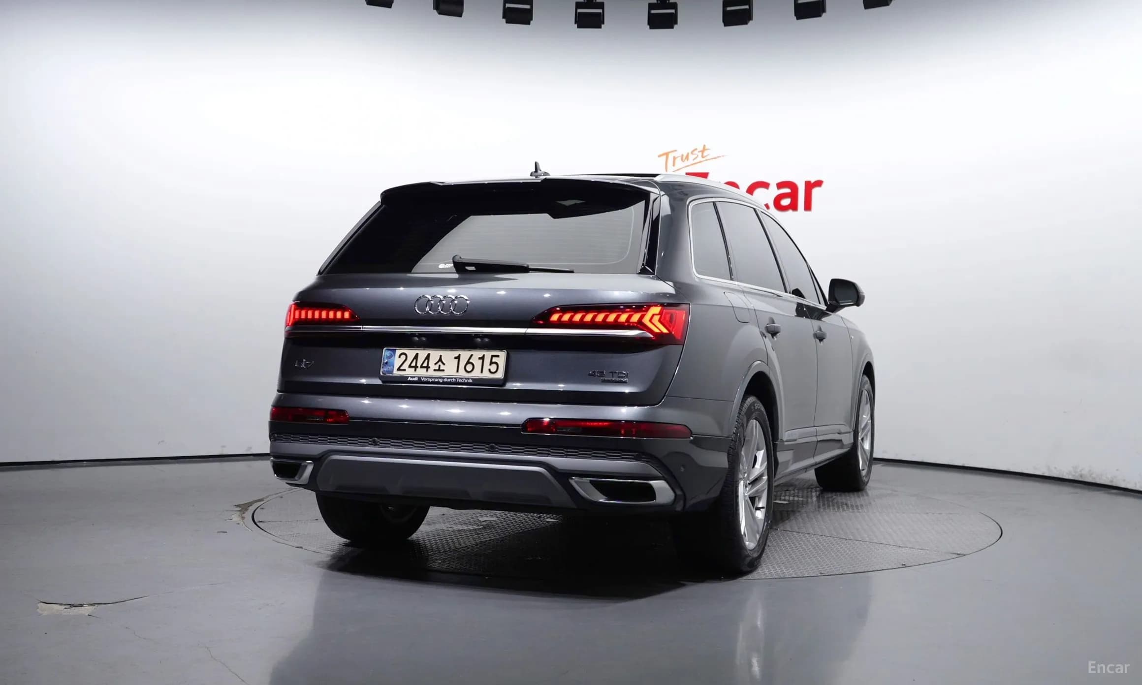 Q7 (4M)
