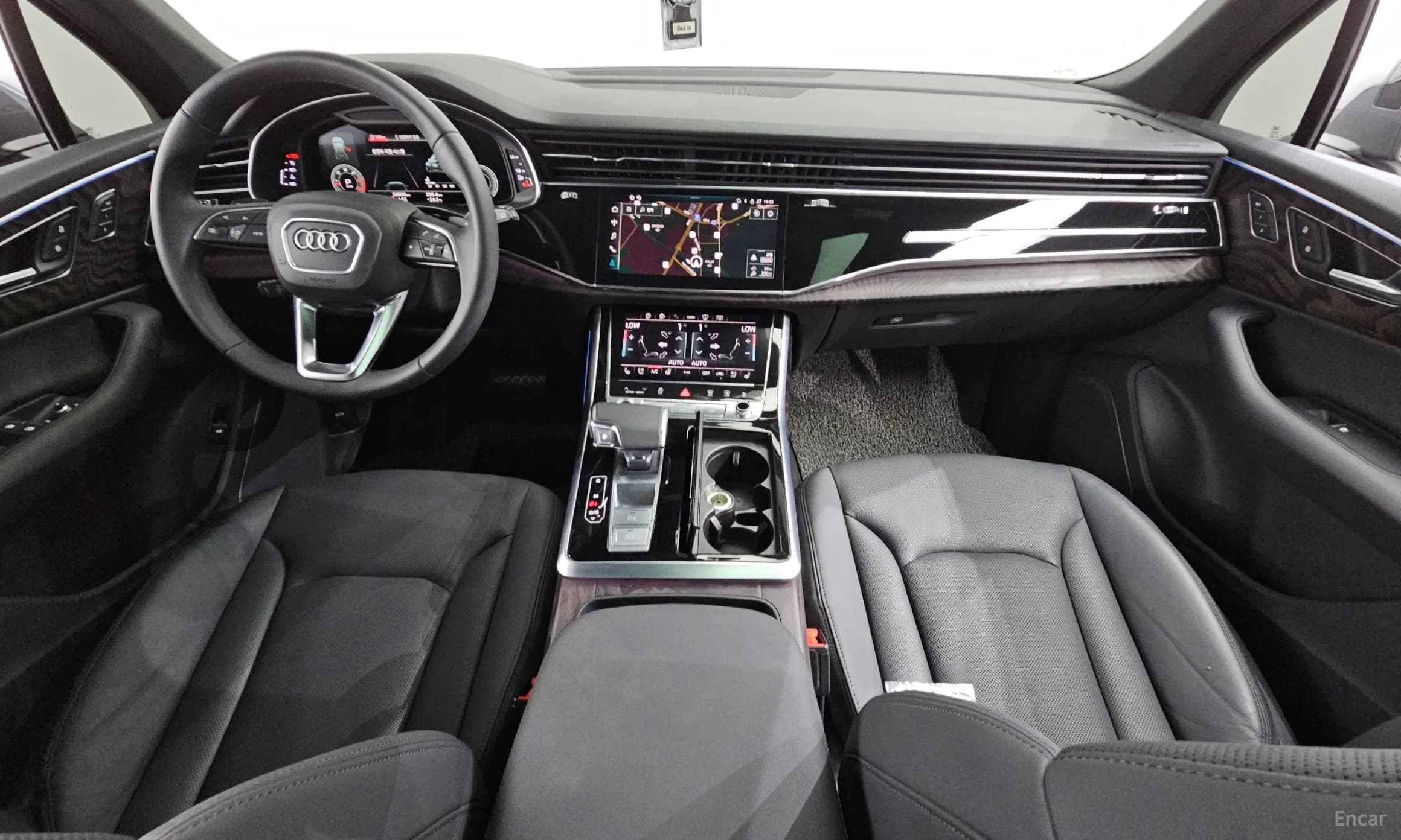 Q7 (4M)