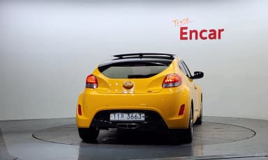 Veloster