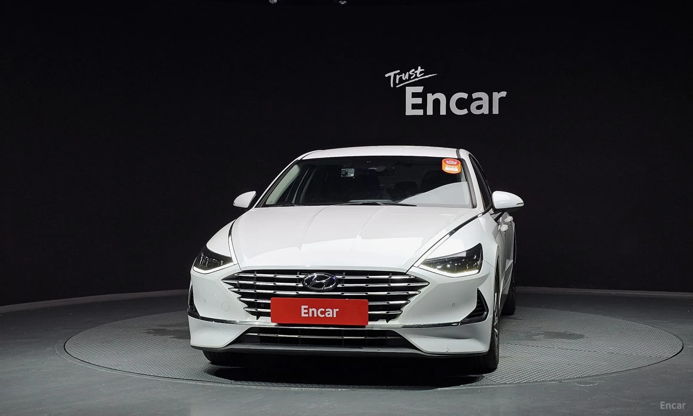Sonata Hybrid (DN8)