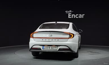 Sonata Hybrid (DN8)