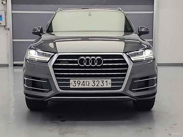 Q7 (4M)