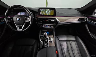 5 Series (G30)