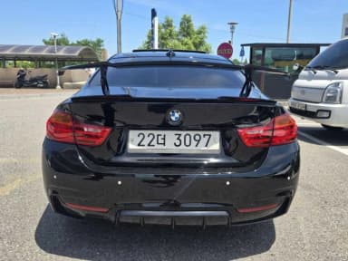 Series 4 (F32)