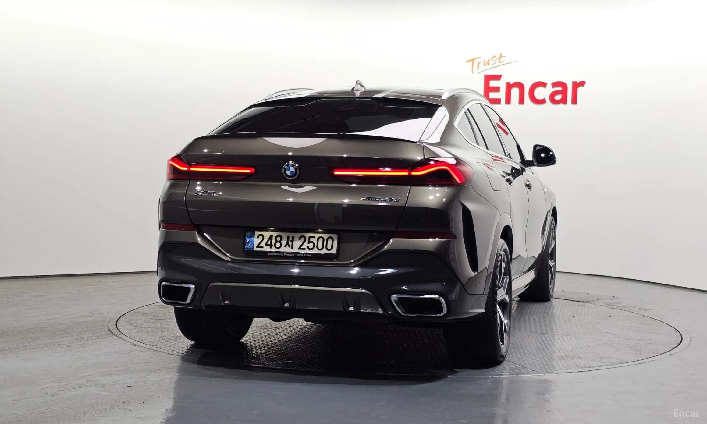 X6 (G06)