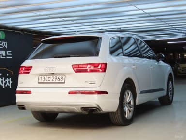 Q7 (4M)