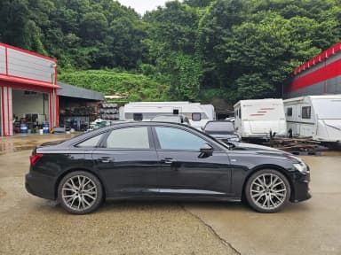A6 (C8)